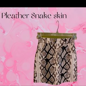 Pleather snakeskin mini skirt, grey and white